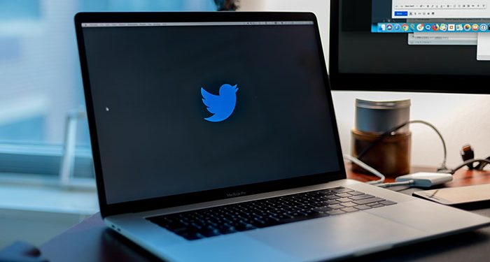 Twitter Suffers Outage Ahead of Trump and Biden’s Town Hall Event