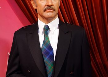 Legendary James Bond, Sean Connery Died From Pneumonia, Respiratory Failure, and Old Age