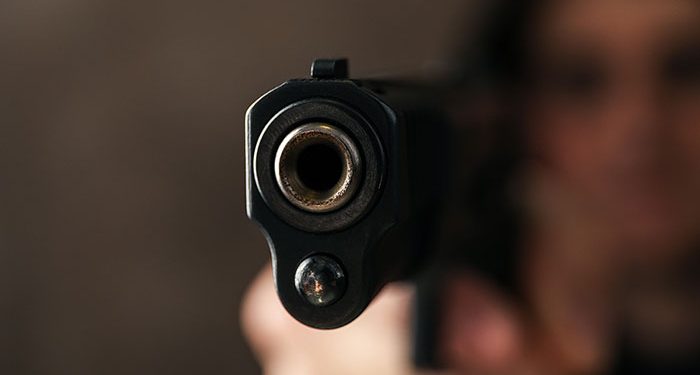 Armed Robbers Invade and Loot a Bank in Criciúma, Brazil; Two People Wounded